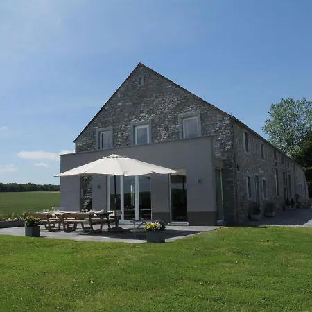 Сasa de vacaciones Luxury Holiday In Mettet With An Indoor Swimming Pool And Sauna