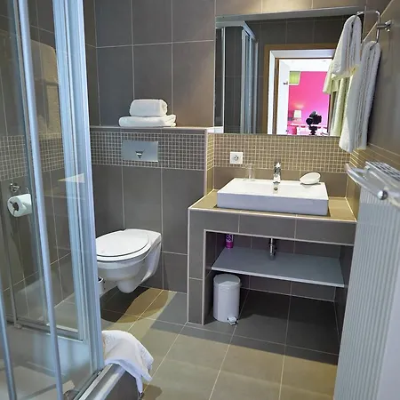 Luxury Holiday In Mettet With An Indoor Swimming Pool And Sauna Сasa de vacaciones