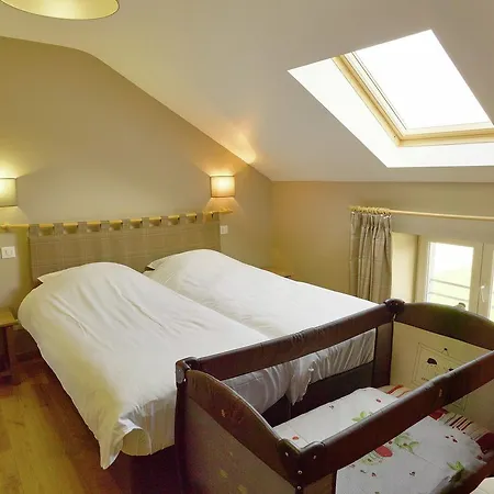 Сasa de vacaciones Luxury Holiday In Mettet With An Indoor Swimming Pool And Sauna *