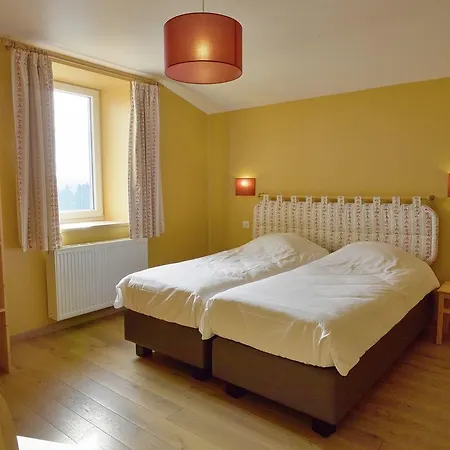 Сasa de vacaciones Luxury Holiday In Mettet With An Indoor Swimming Pool And Sauna Ermeton-sur-Biert